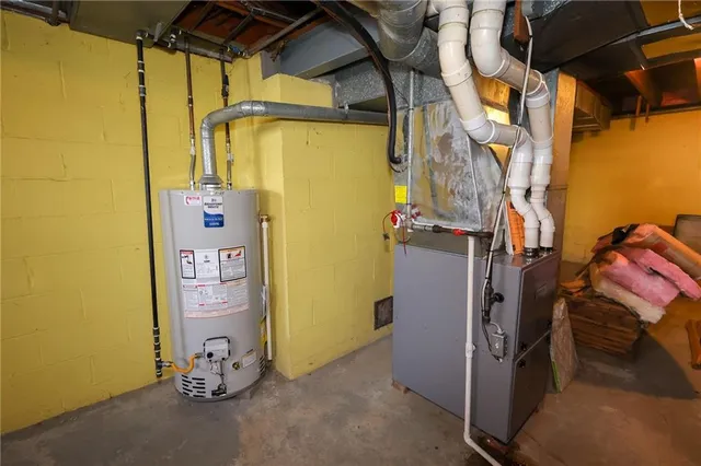 $335,000 | 404 East Jamestown Road, Greenville, PA 16125