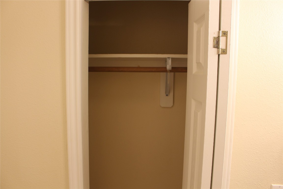 304 East 33rd Street, Unit 19 Austin, TX 78705 - Photo 13 of 15