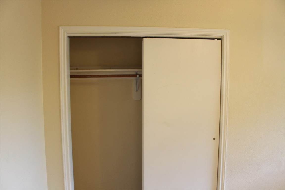 304 East 33rd Street, Unit 19 Austin, TX 78705 - Photo 9 of 15 a view of front door