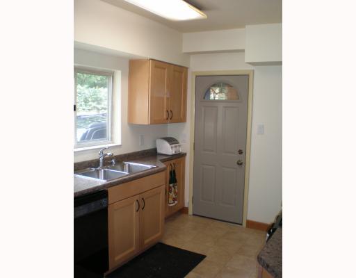 3400 Brighton Road Brighton Heights, PA 15212 - Photo 9 of 17 Kitchen.