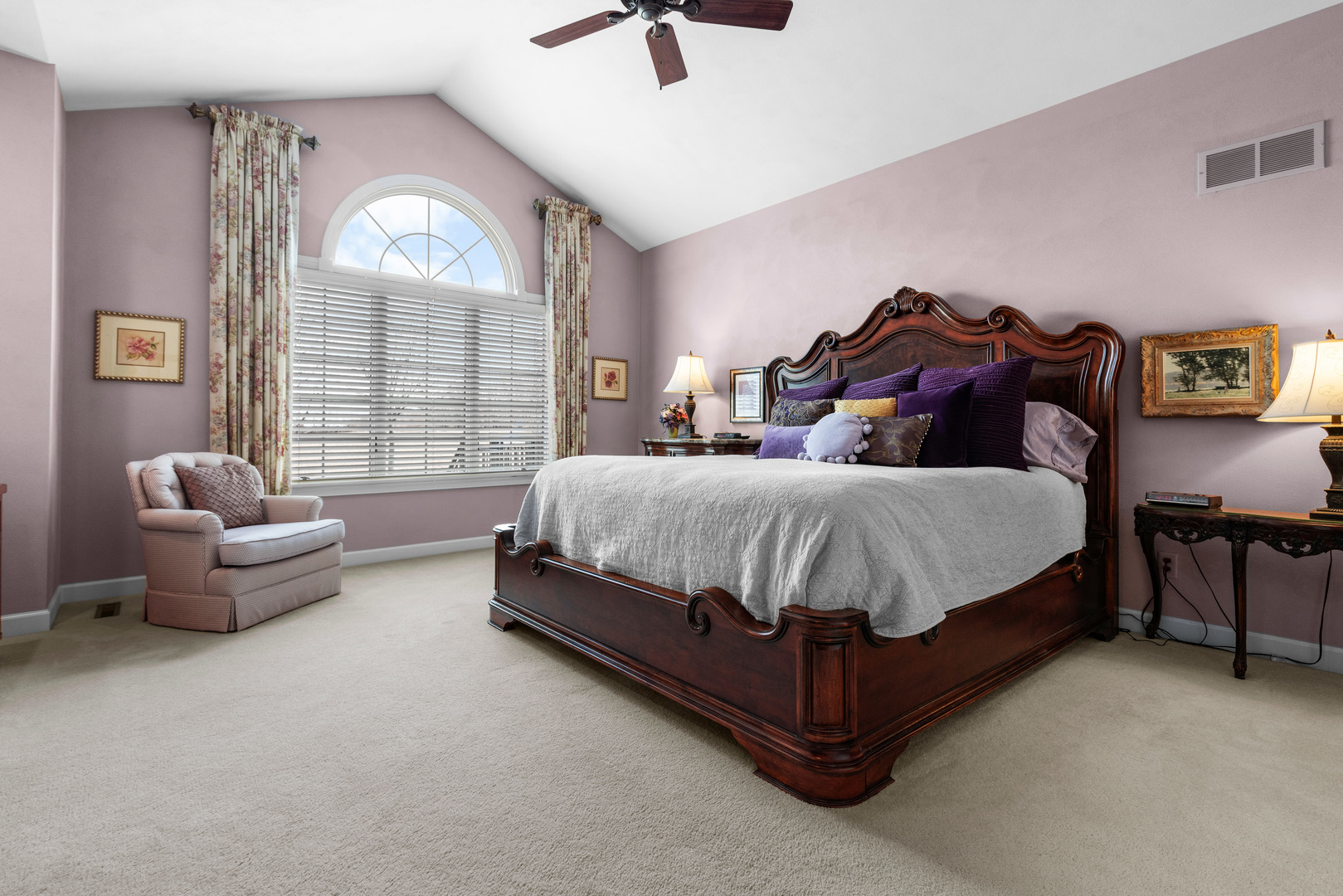 10125 Creek Ridge Trail Belvidere, IL 61008 - Photo 13 of 41 a spacious bedroom with a bed and a couch