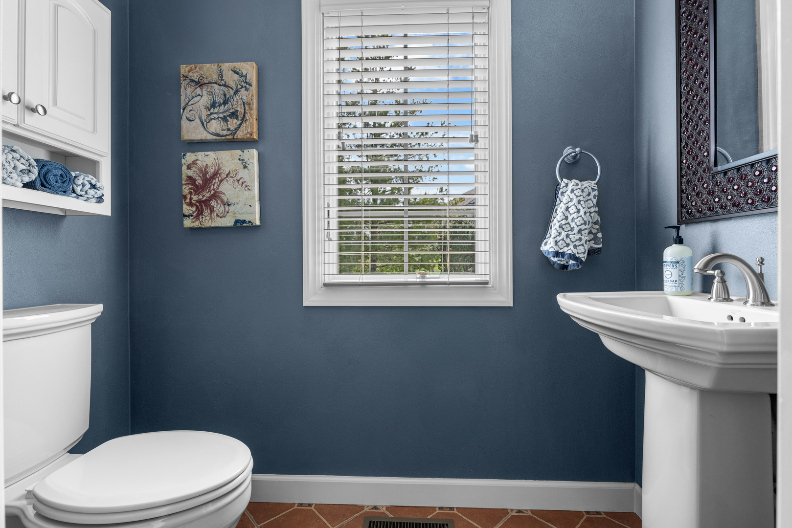 10125 Creek Ridge Trail Belvidere, IL 61008 - Photo 23 of 41 a bathroom with a sink a toilet and a window