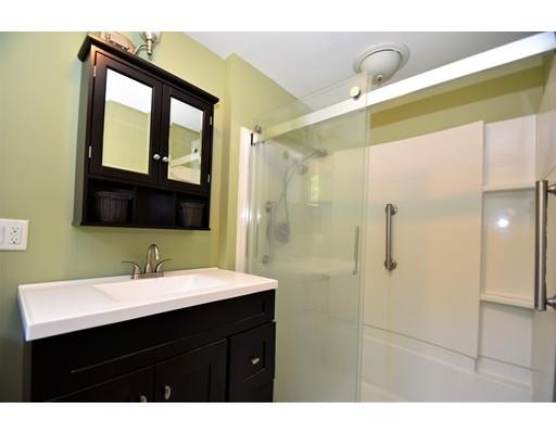 21 Jordan Road Halifax, MA 02338 - Photo 11 of 22 Gallery Image 11