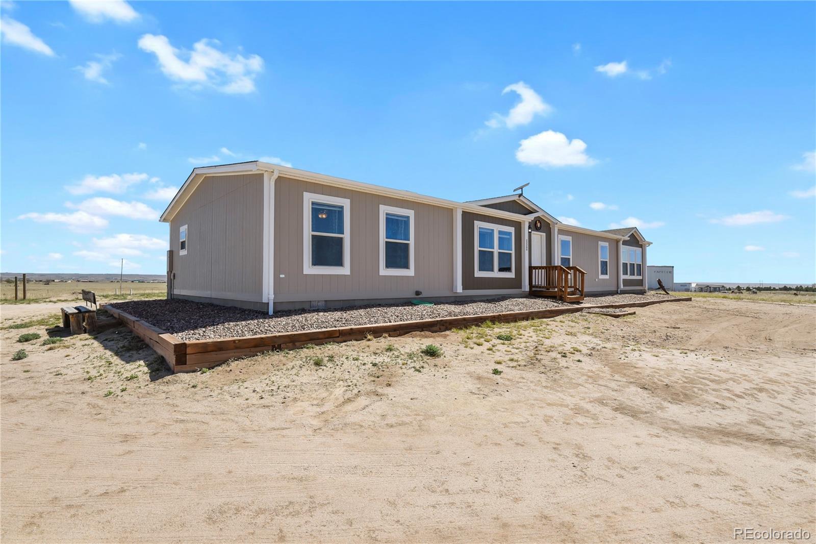 22280 Jones Road Peyton, CO 80831 - Photo 3 of 48