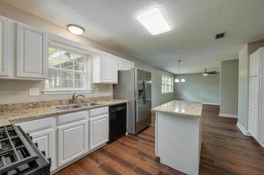 103 Meadow Wood Loop Daphne, AL 36526 - Photo 4 of 17