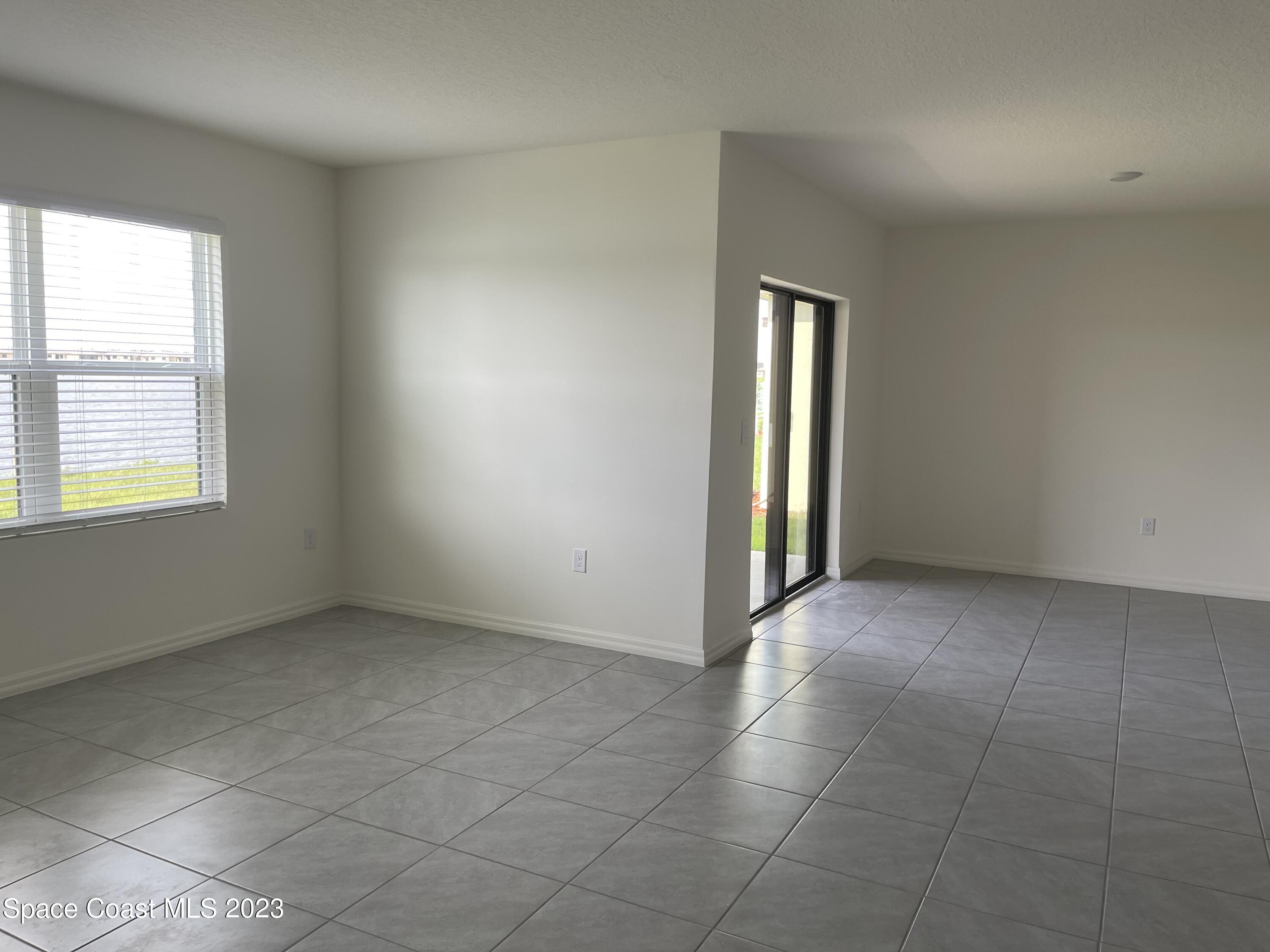 2194 Farmhouse Road Southeast Palm Bay, FL 32909 - Photo 6 of 15 IMG_9727