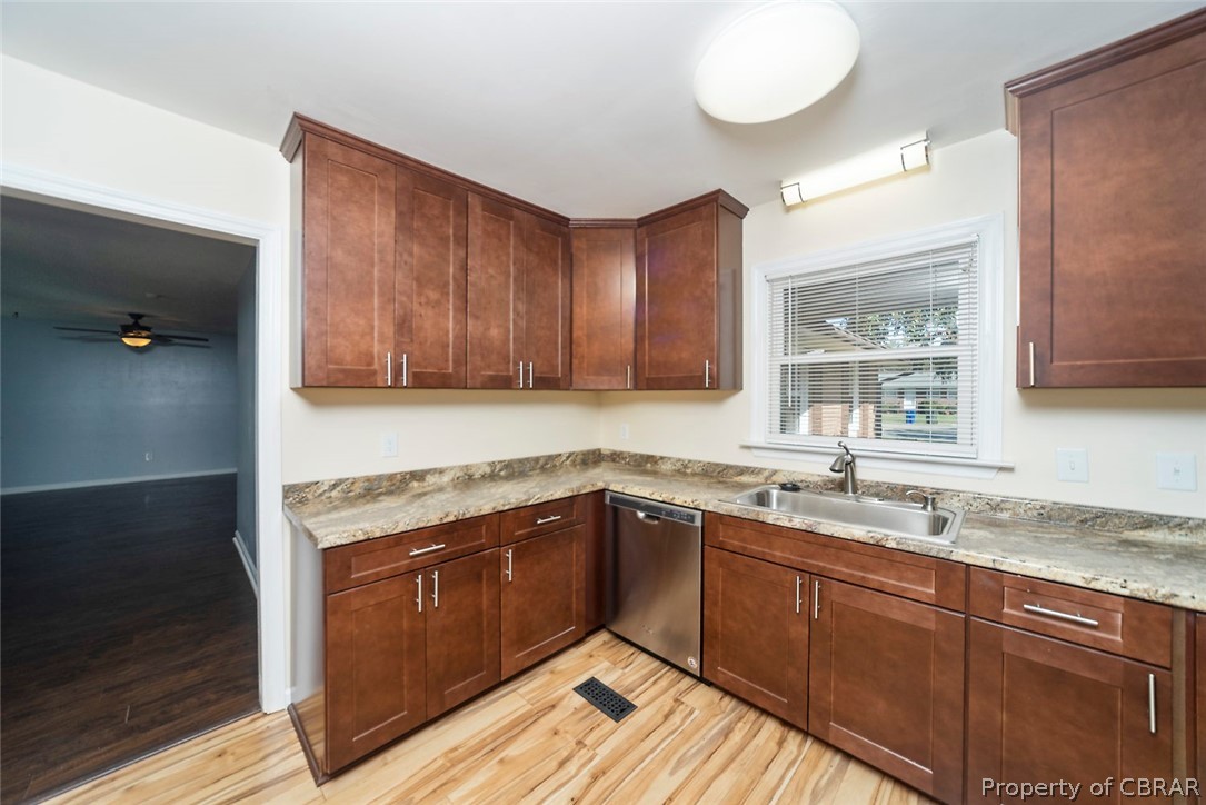 167 Colony Road Newport News, VA 23602 - Photo 19 of 37