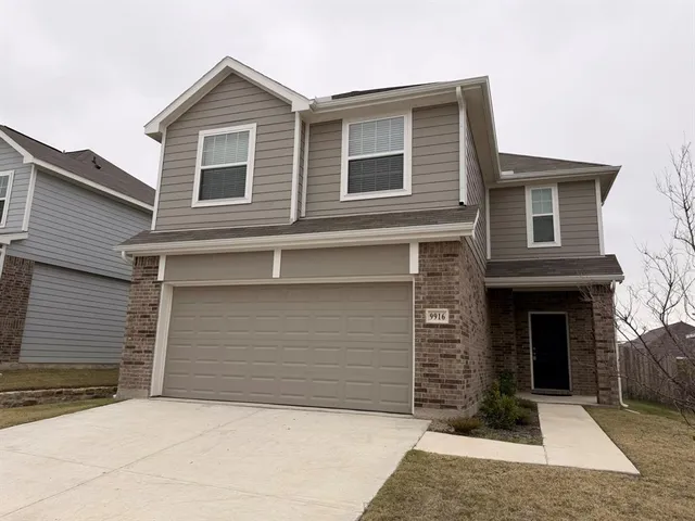 $2,400 | 9916 Dynamic Drive, Fort Worth, TX 76131