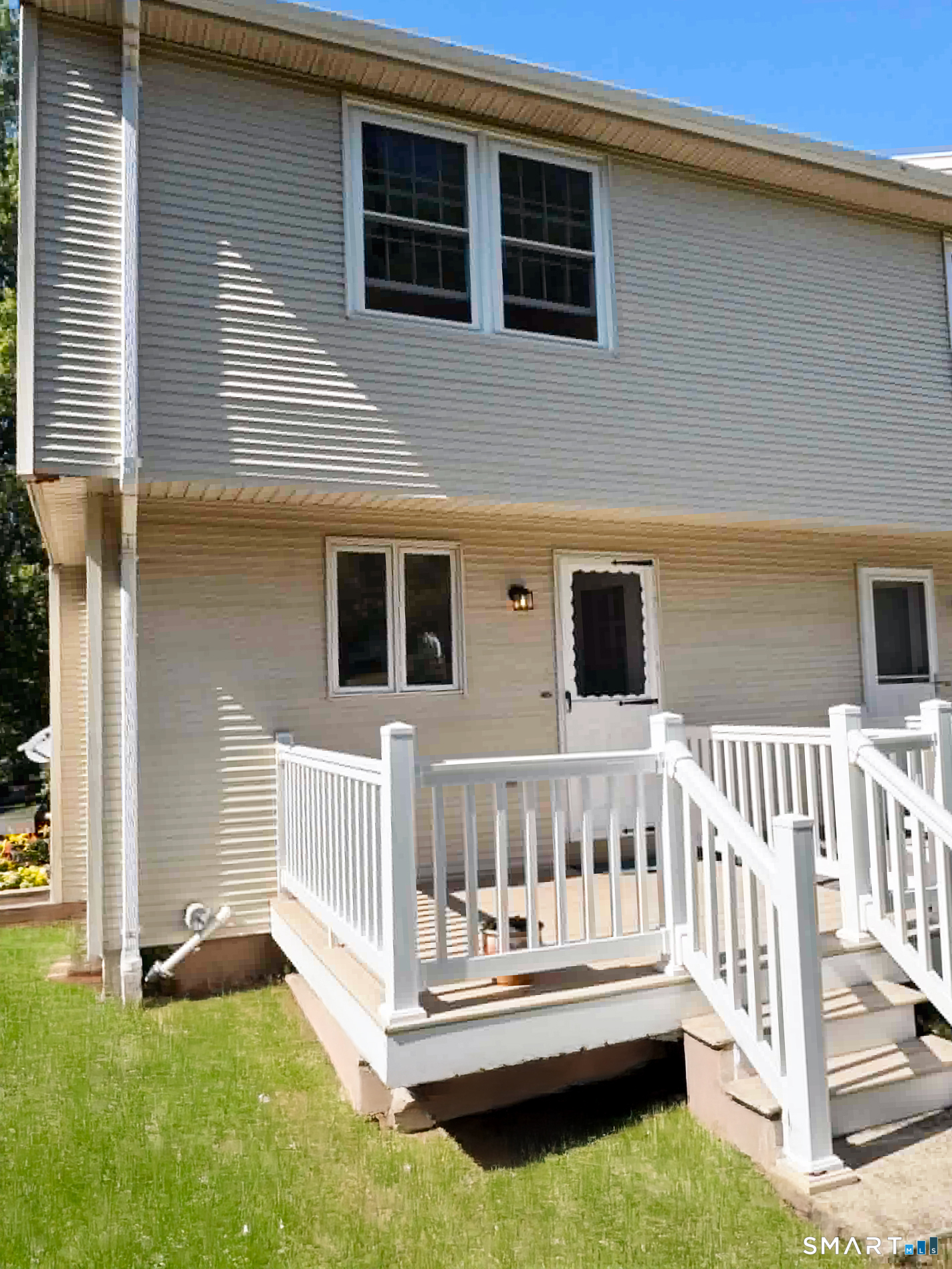 10 Countryside Lane, Unit 1 Middletown, CT 06457 - Photo 3 of 28
