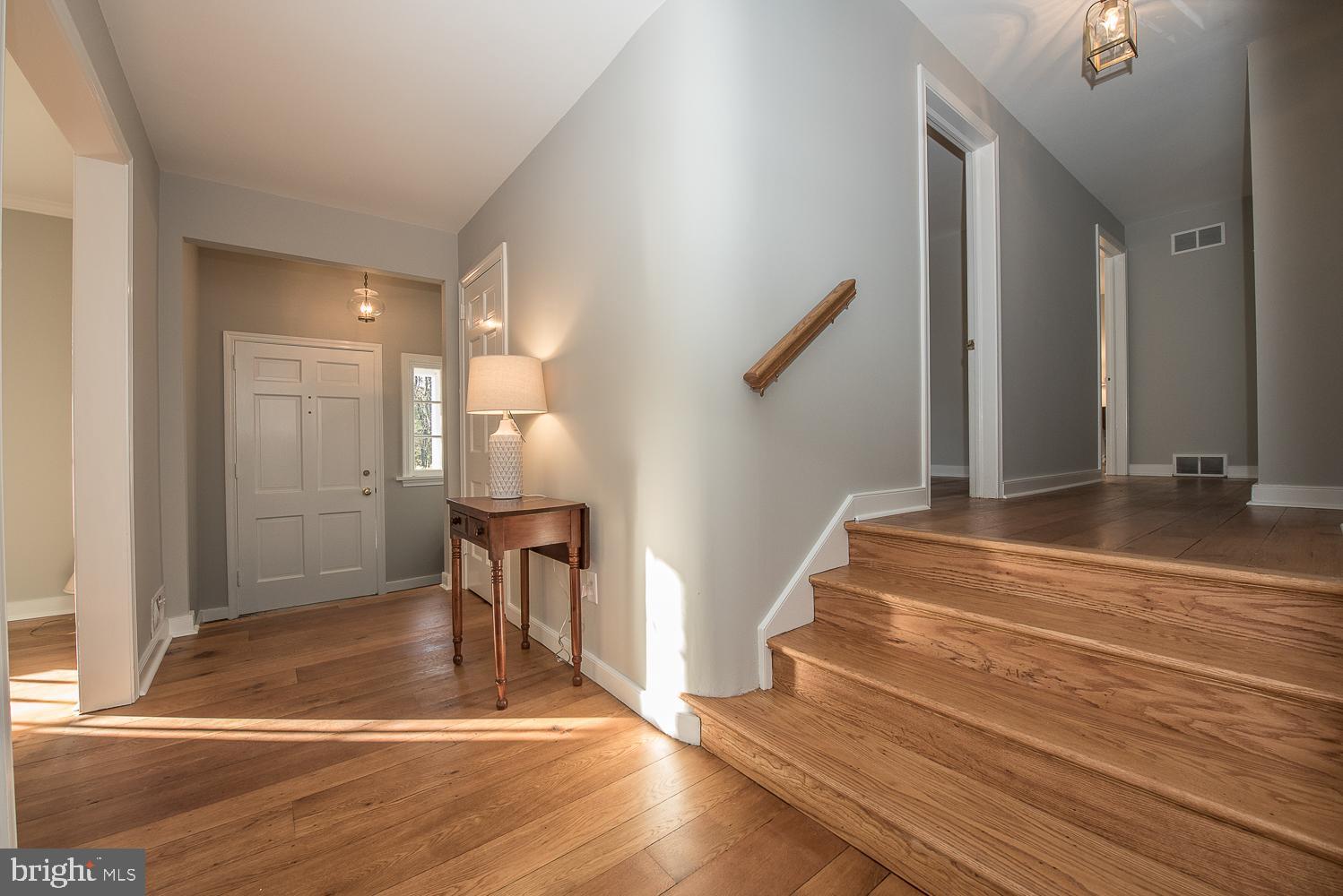135 Grubb Road Malvern, PA 19355 - Photo 11 of 45 Center entrance hall and front door