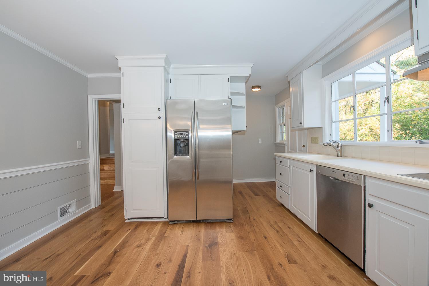 135 Grubb Road Malvern, PA 19355 - Photo 23 of 45 New SS appliances