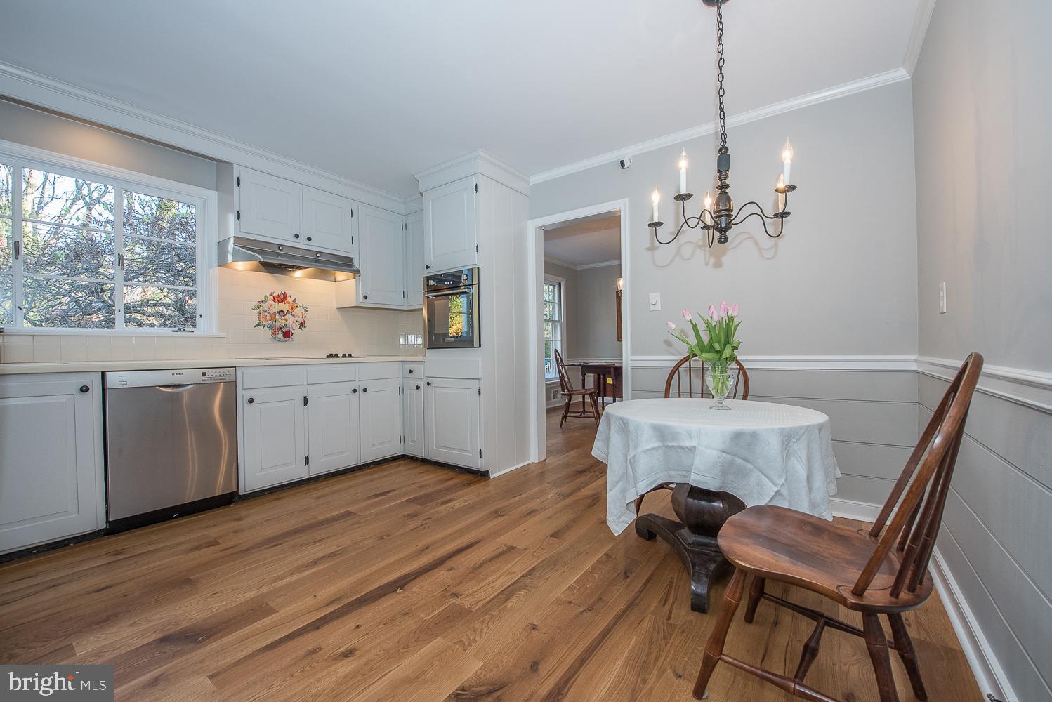 135 Grubb Road Malvern, PA 19355 - Photo 27 of 45 White kitchen