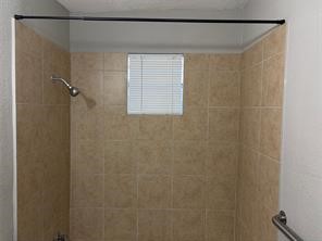 6301 Calhoun Road, Unit 10 Houston, TX 77021 - Photo 4 of 9