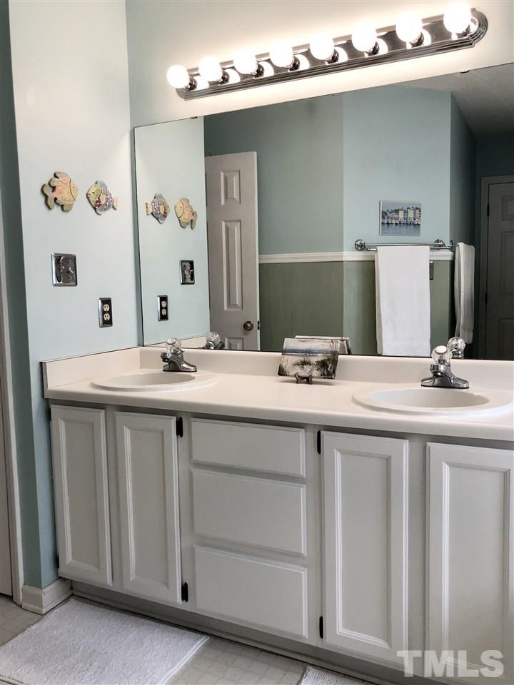 4409 Inez Court Raleigh, NC 27604 - Photo 20 of 29