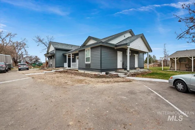 $980,000 | 17322 Can-Ada Road, Nampa, ID 83687