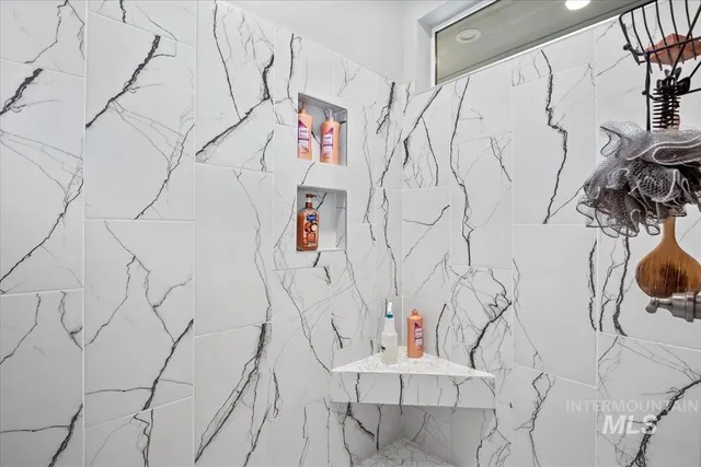 $980,000 | 17322 Can-Ada Road, Nampa, ID 83687