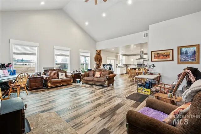 $980,000 | 17322 Can-Ada Road, Nampa, ID 83687