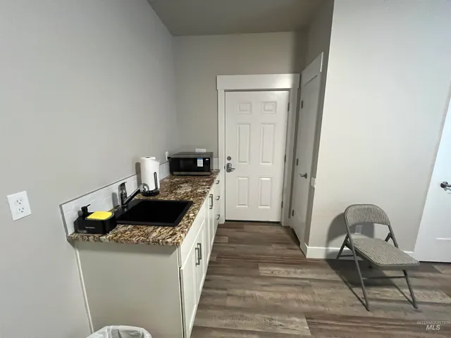 $980,000 | 17322 Can-Ada Road, Nampa, ID 83687