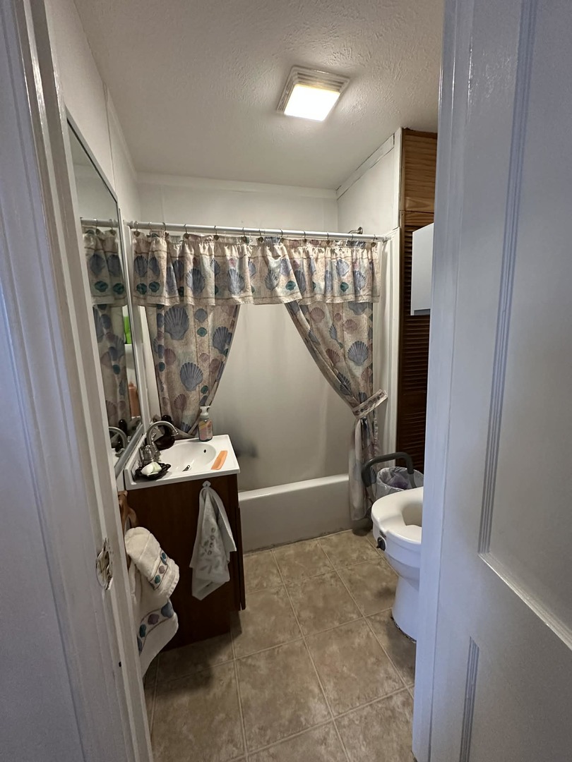 501 3rd Street Villa Grove, IL 61956 - Photo 17 of 23