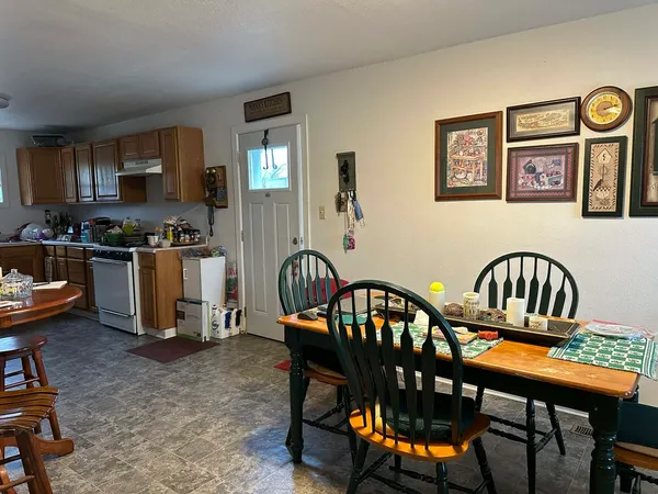 $140,000 | 501 3rd Street, Villa Grove, IL 61956