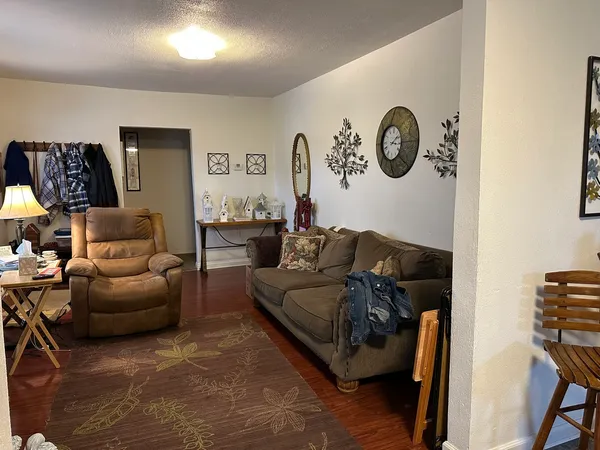 $140,000 | 501 3rd Street, Villa Grove, IL 61956