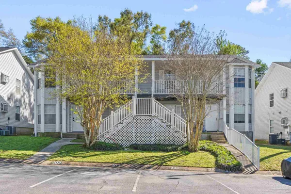 $159,900 | 1500 East Johnson Avenue, Unit 203, Pensacola, FL 32514