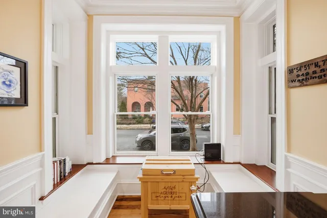 $8,500 | 949 S Street Northwest, Washington, DC 20001