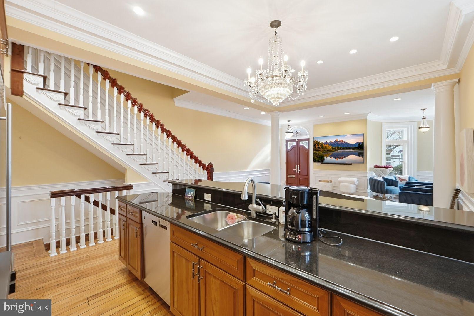 949 S Street Northwest Washington, DC 20001 - Photo 13 of 44