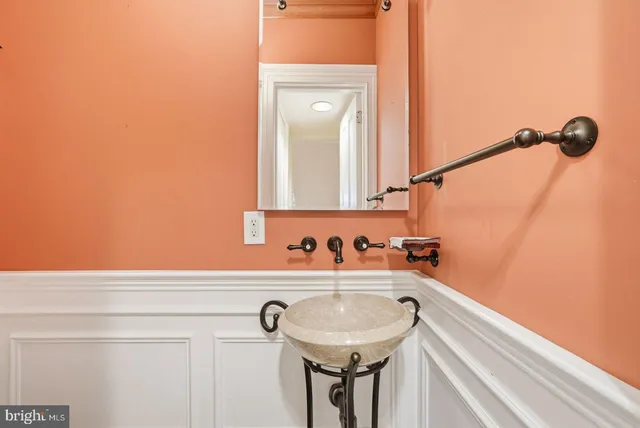 $8,500 | 949 S Street Northwest, Washington, DC 20001