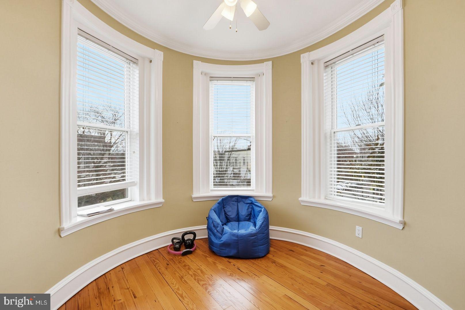 949 S Street Northwest Washington, DC 20001 - Photo 19 of 44