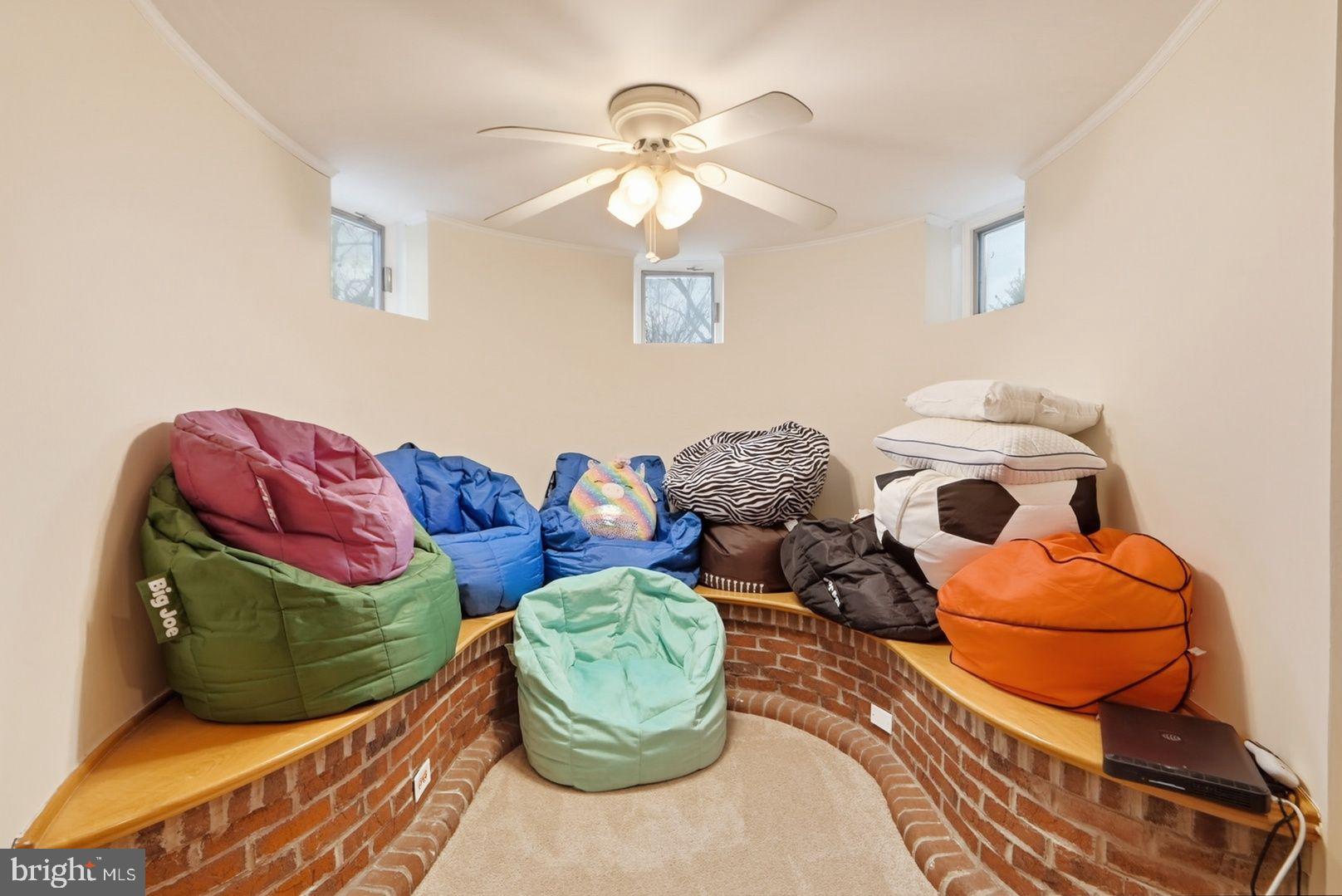 949 S Street Northwest Washington, DC 20001 - Photo 35 of 44