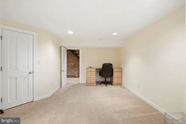 $8,500 | 949 S Street Northwest, Washington, DC 20001