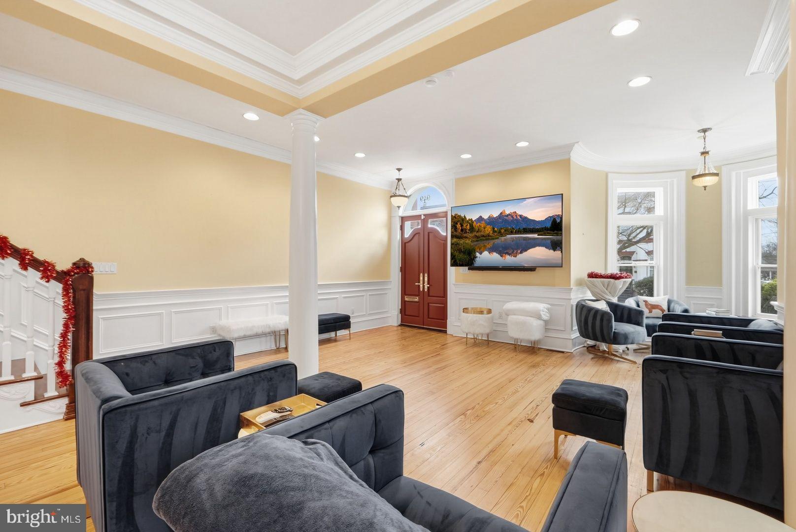 949 S Street Northwest Washington, DC 20001 - Photo 7 of 44