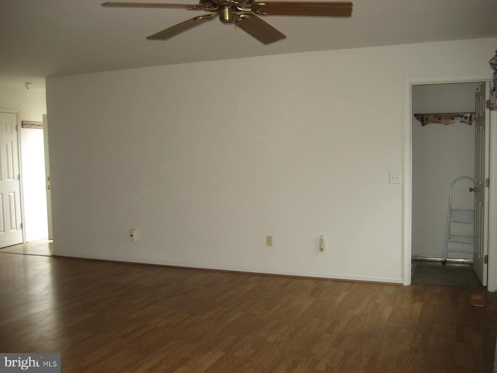 5856 Moore Road Marshall, VA 20115 - Photo 29 of 62 Family room-side entry & basement stairway entry