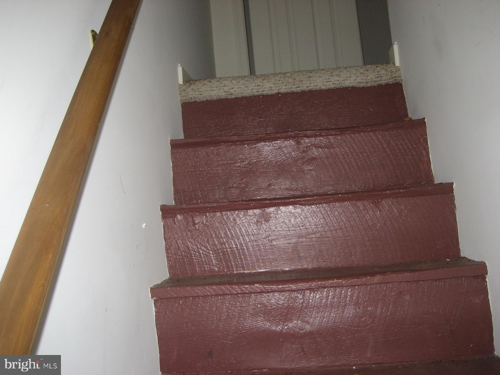 5856 Moore Road Marshall, VA 20115 - Photo 36 of 62 1 of 2 Stairways to upper level