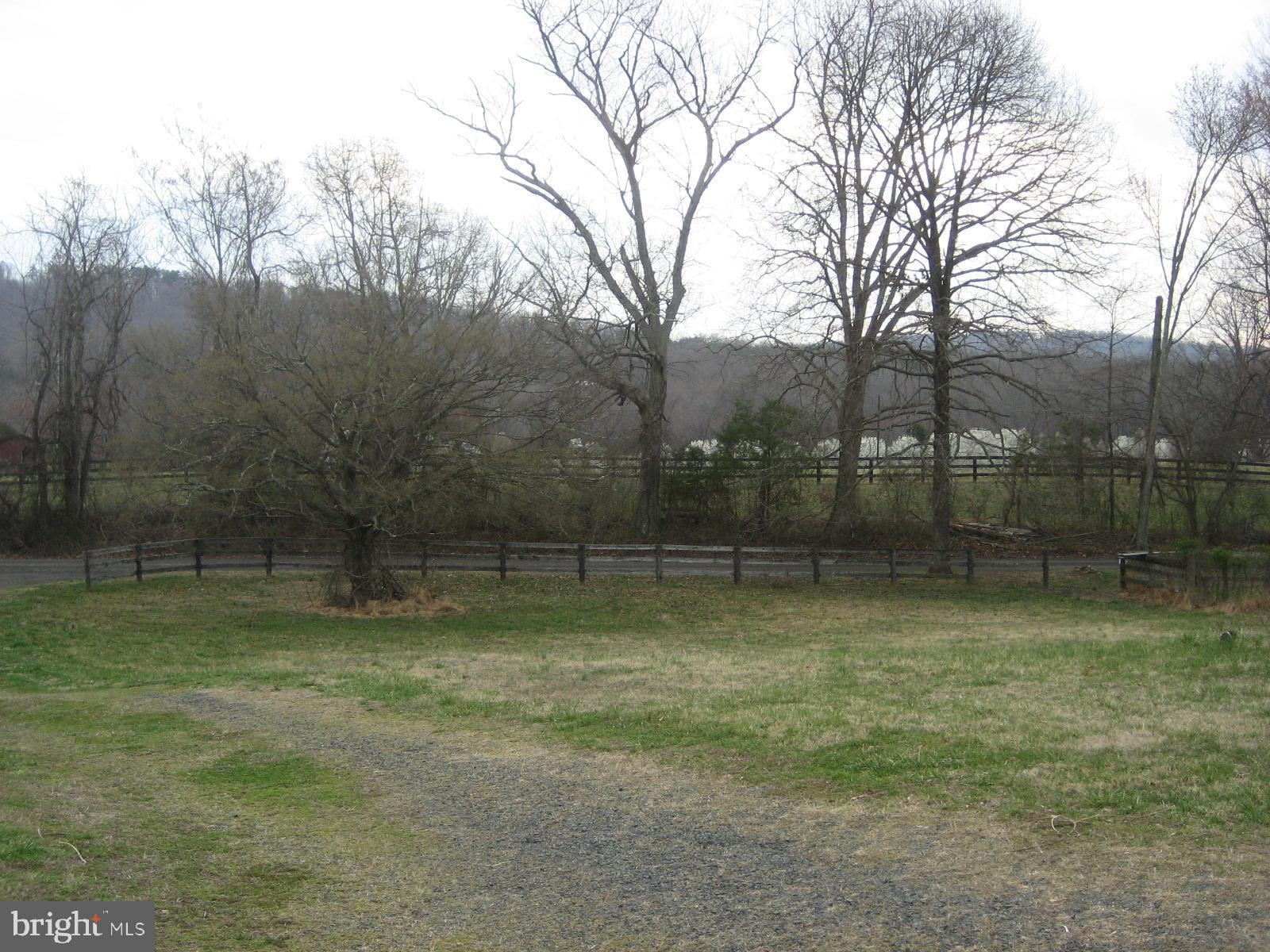 5856 Moore Road Marshall, VA 20115 - Photo 10 of 62 mountain view from front