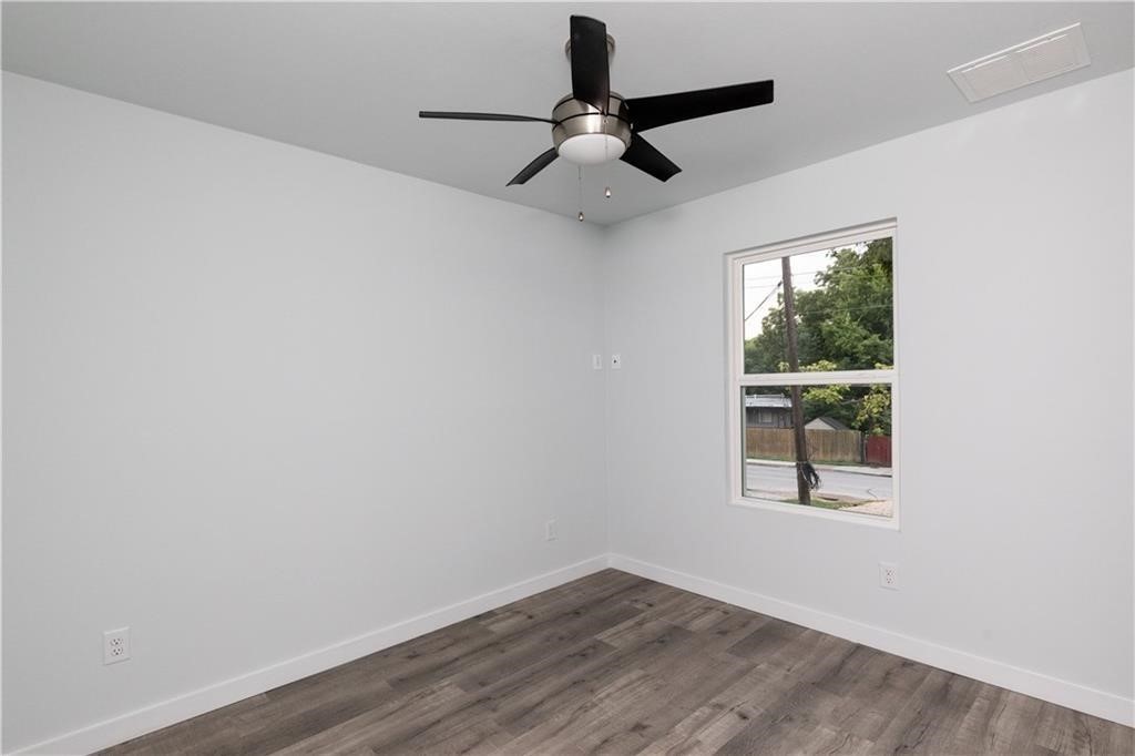 5204 Ledesma Road Austin, TX 78721 - Photo 22 of 38