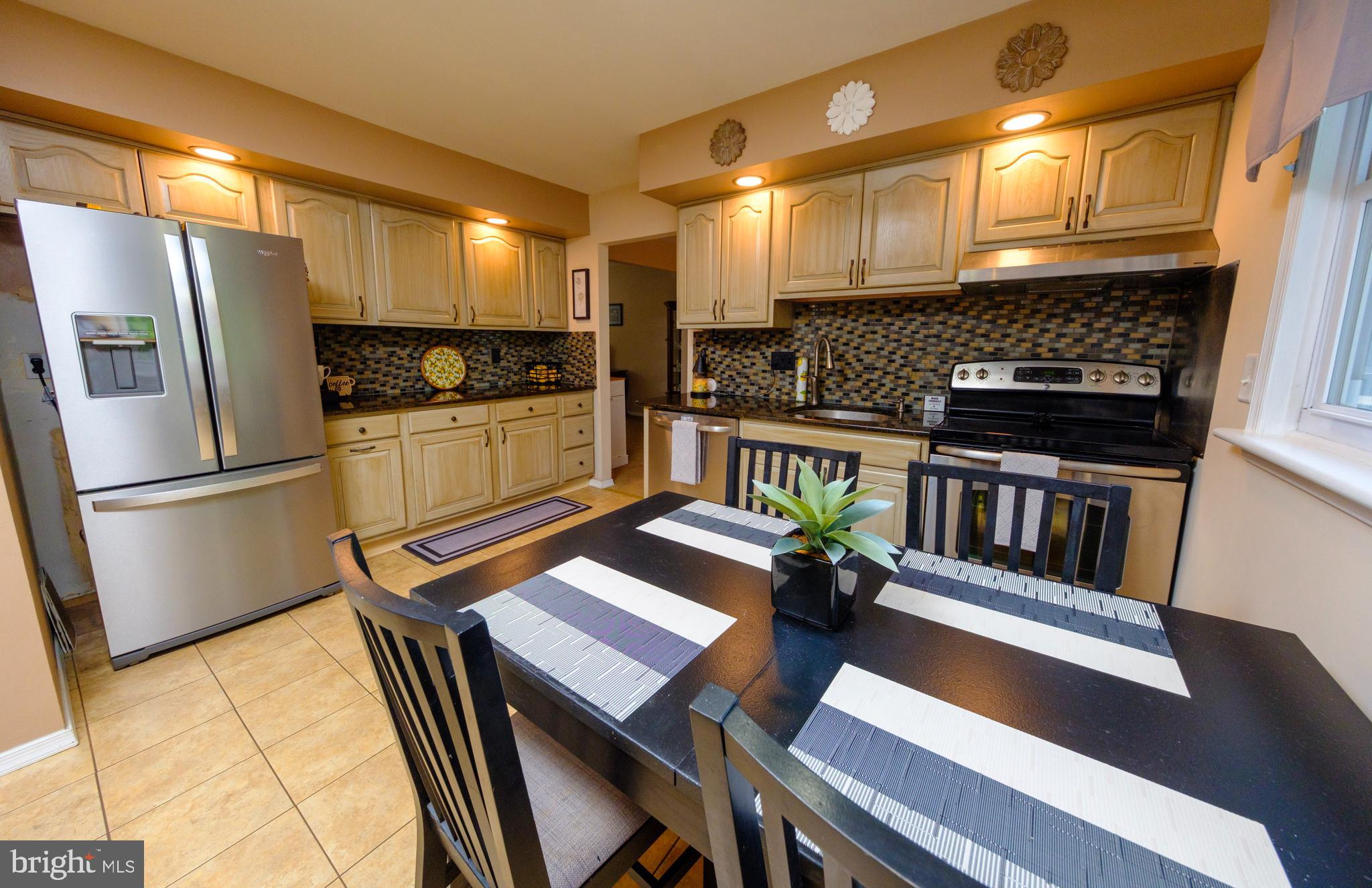 2124 Magnolia Court Cinnaminson, NJ 08077 - Photo 13 of 50 Kitchen