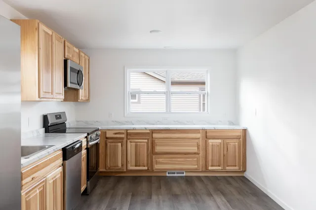 $274,900 | 2929 21st Place South, La Crosse, WI 54601