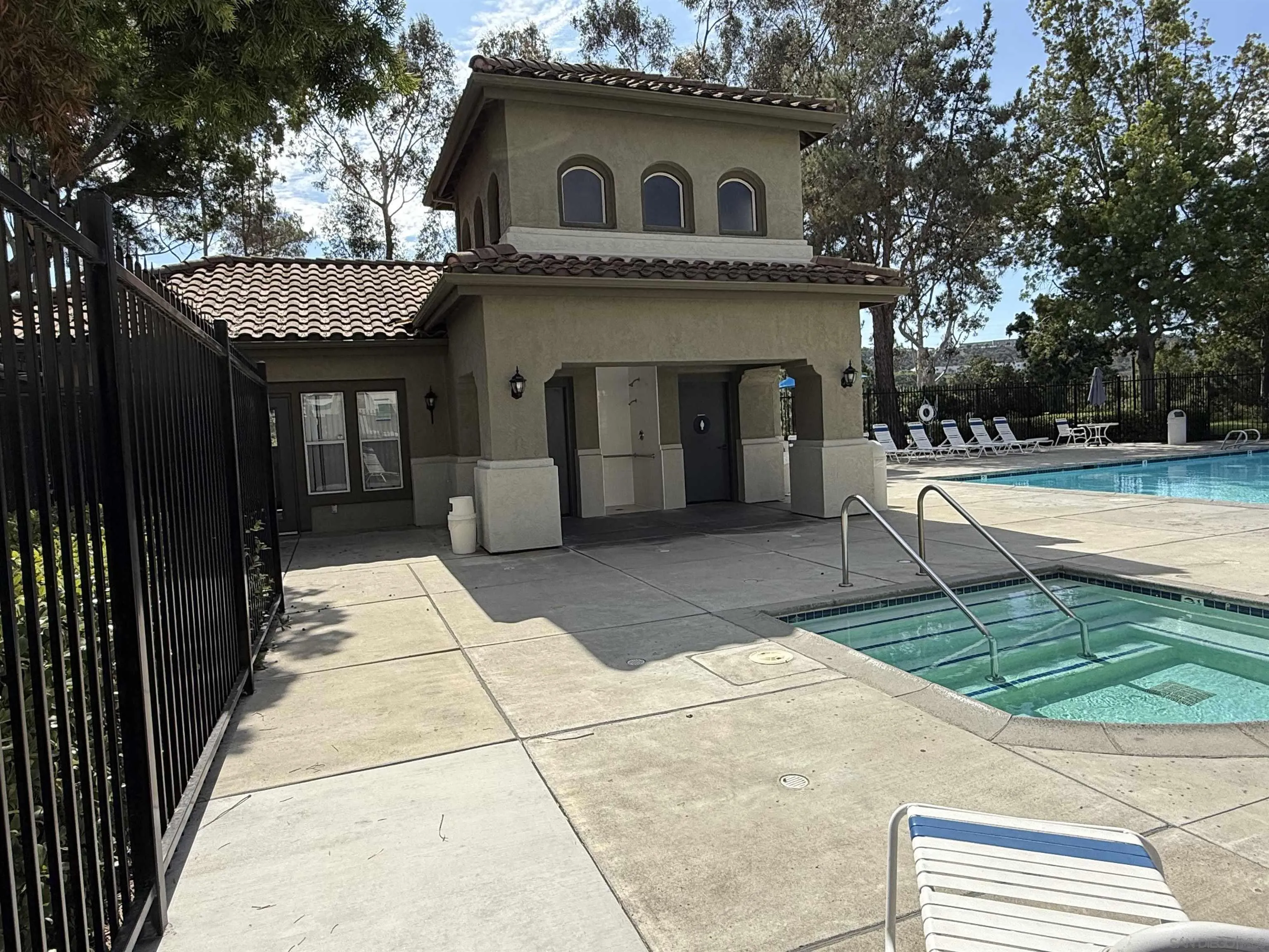 12530 Heatherton Court, Unit 31 San Diego, CA 92128 - Photo 28 of 36 a house view with a outdoor space