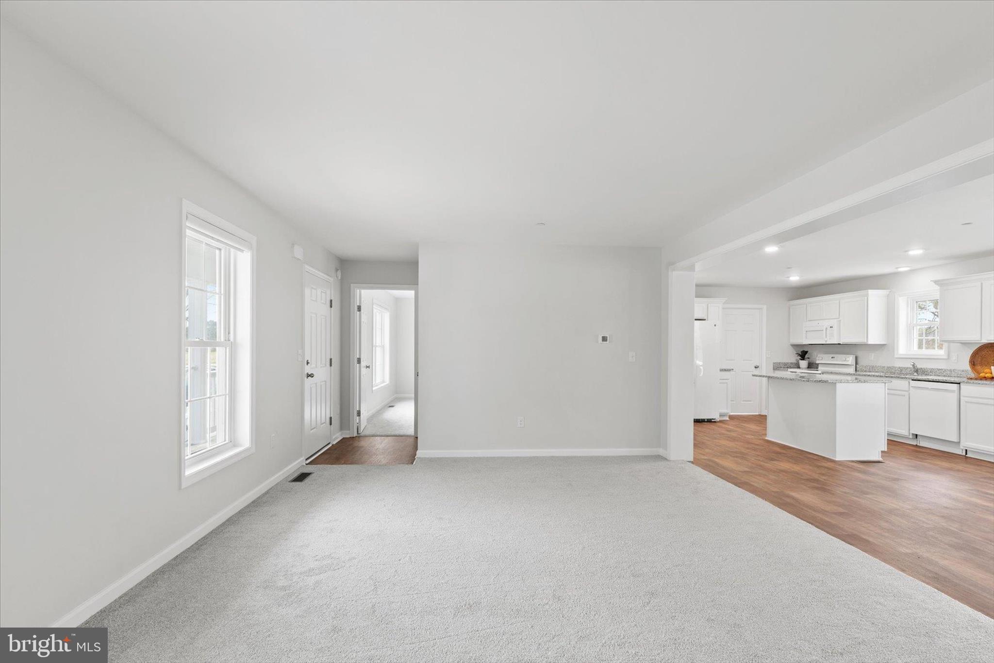 9162 Peerless Road Bishopville, MD 21813 - Photo 8 of 31 Living Room