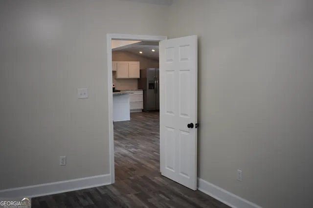 en view of a livingroom with a window