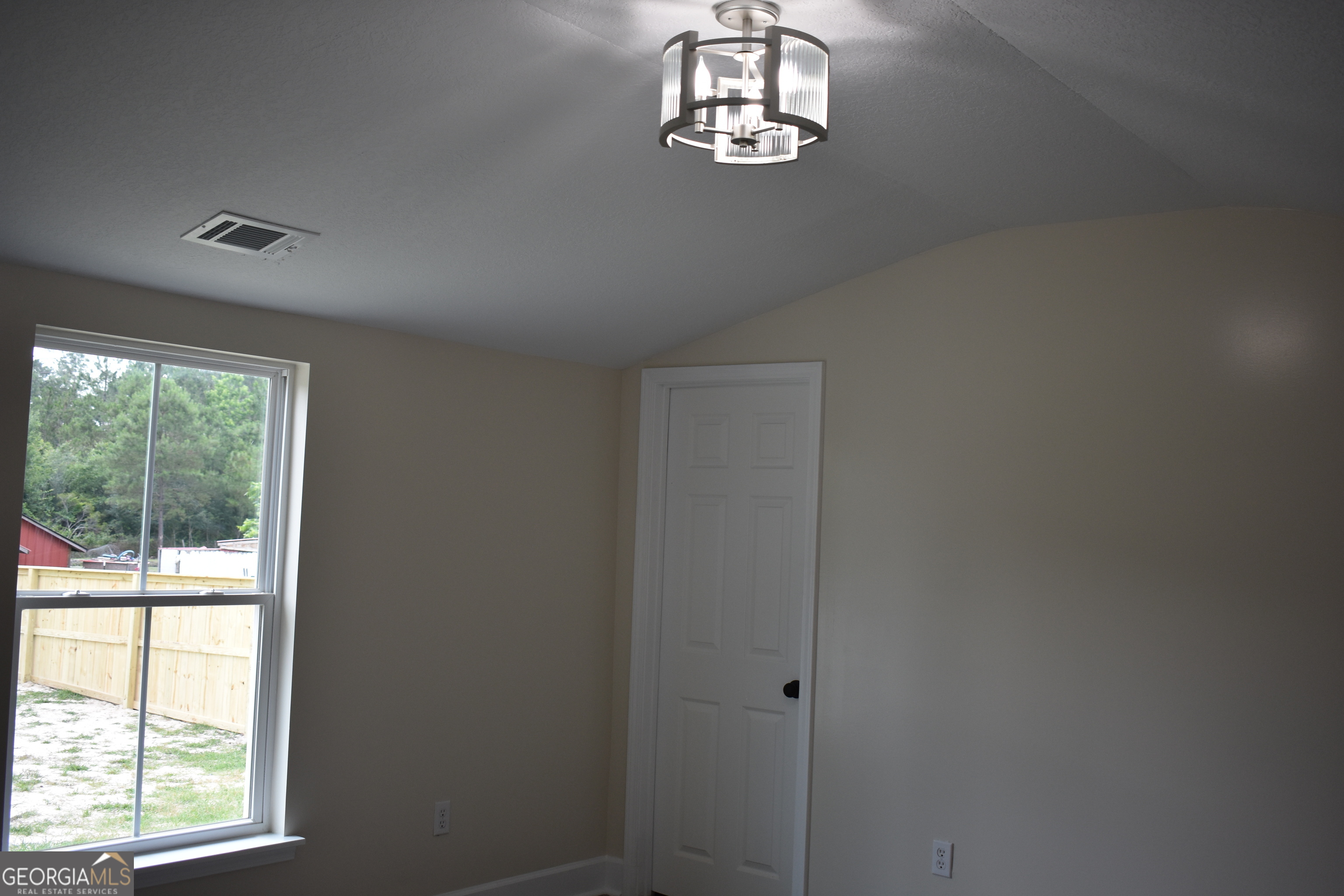 537 Quick Run Road Reidsville, GA 30453 - Photo 17 of 42 en view of a livingroom with a window