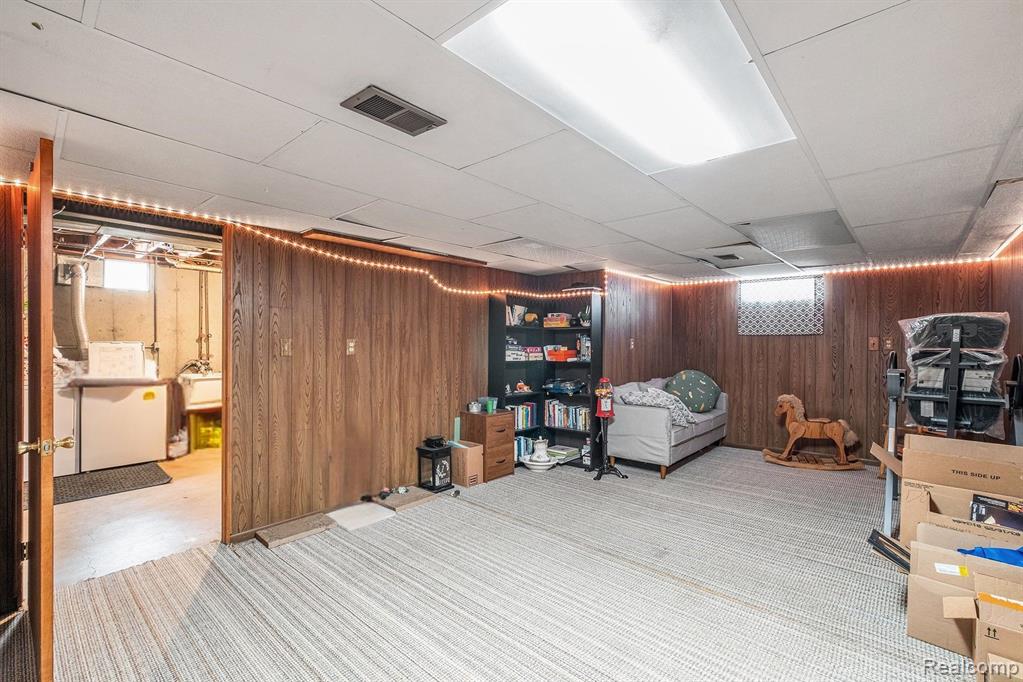 602 Davis Street Fenton, MI 48430 - Photo 18 of 30 Gallery Image 18