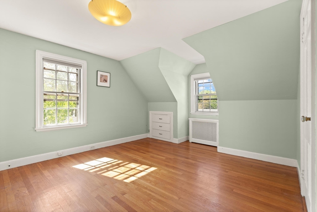 29 Villa Street Waltham, MA 02453 - Photo 16 of 28