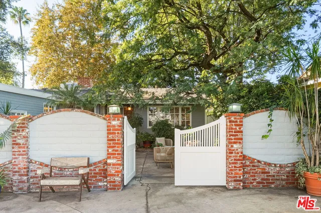 $1,335,000 | 5351 Lemona Avenue, Sherman Oaks, CA 91411