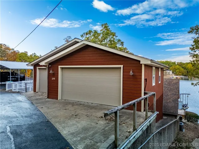 $765,000 | 144 Oak Manor Circle, Sunrise Beach, MO 65079