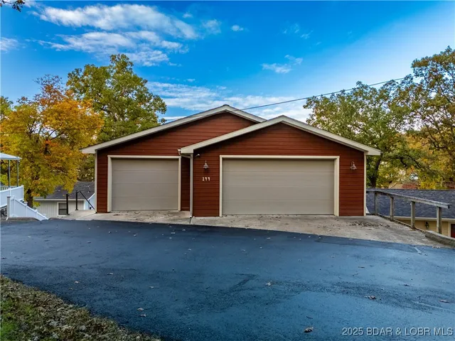 $765,000 | 144 Oak Manor Circle, Sunrise Beach, MO 65079