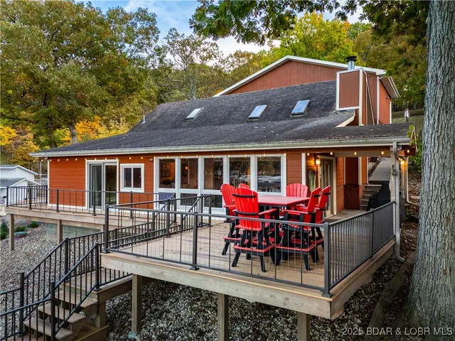 $765,000 | 144 Oak Manor Circle, Sunrise Beach, MO 65079