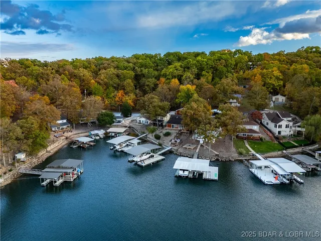 $765,000 | 144 Oak Manor Circle, Sunrise Beach, MO 65079